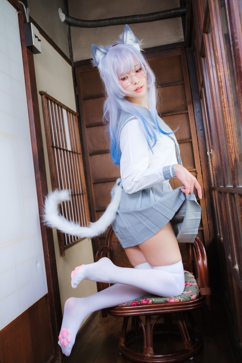 台湾Coser@ElyEE子 April-Tier 3 [113P/5V/314MB]